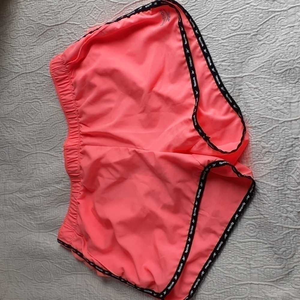 #29 REEBOK Shorts - Picture 1 of 8